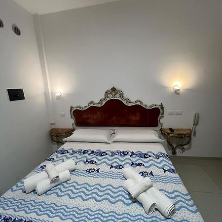 Bike Hotel Oasi Финале Лигуре Екстериор снимка