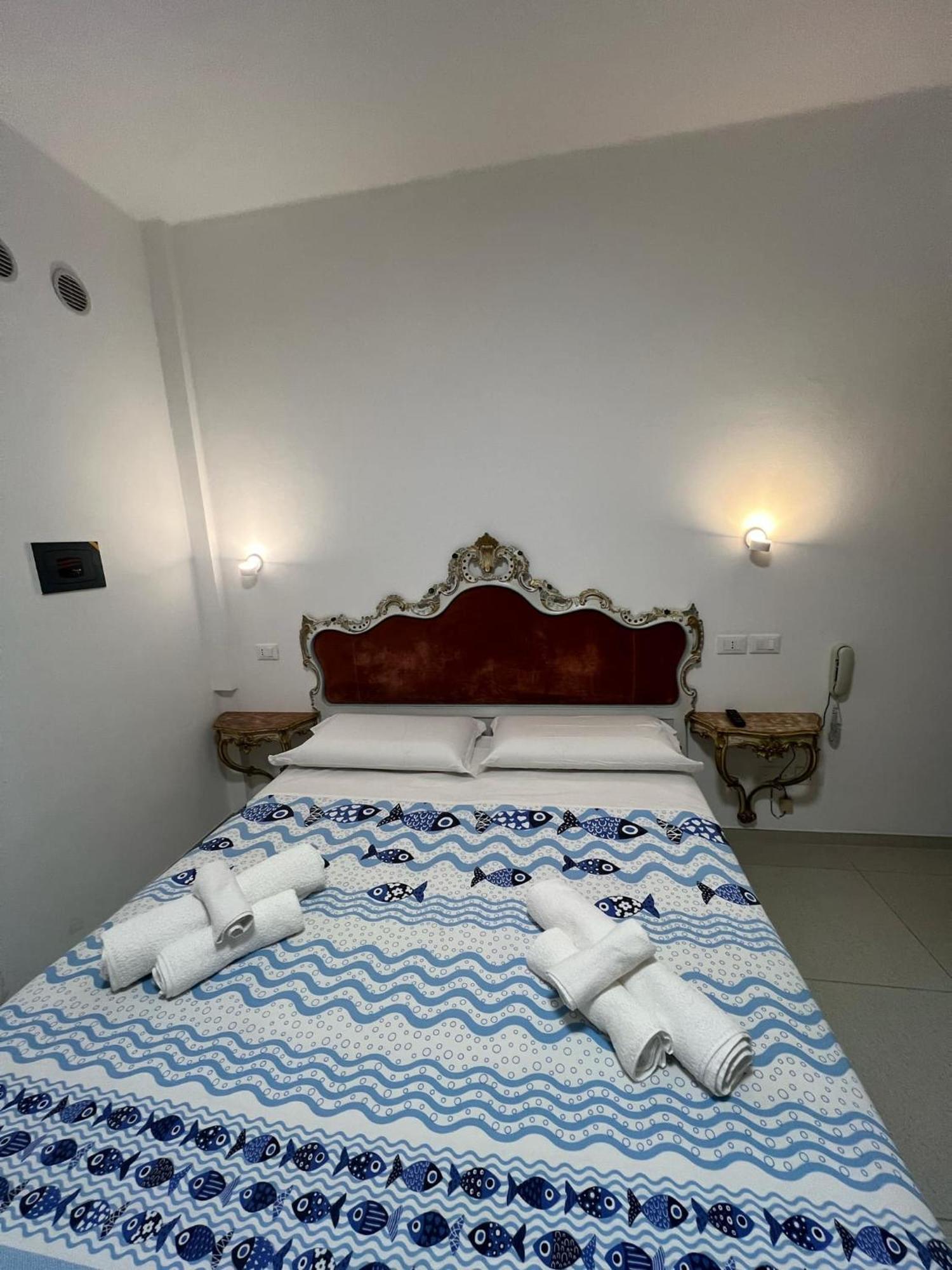 Bike Hotel Oasi Финале Лигуре Екстериор снимка