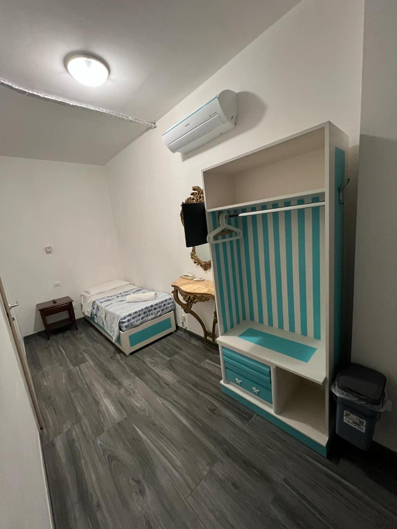 Bike Hotel Oasi Финале Лигуре Екстериор снимка